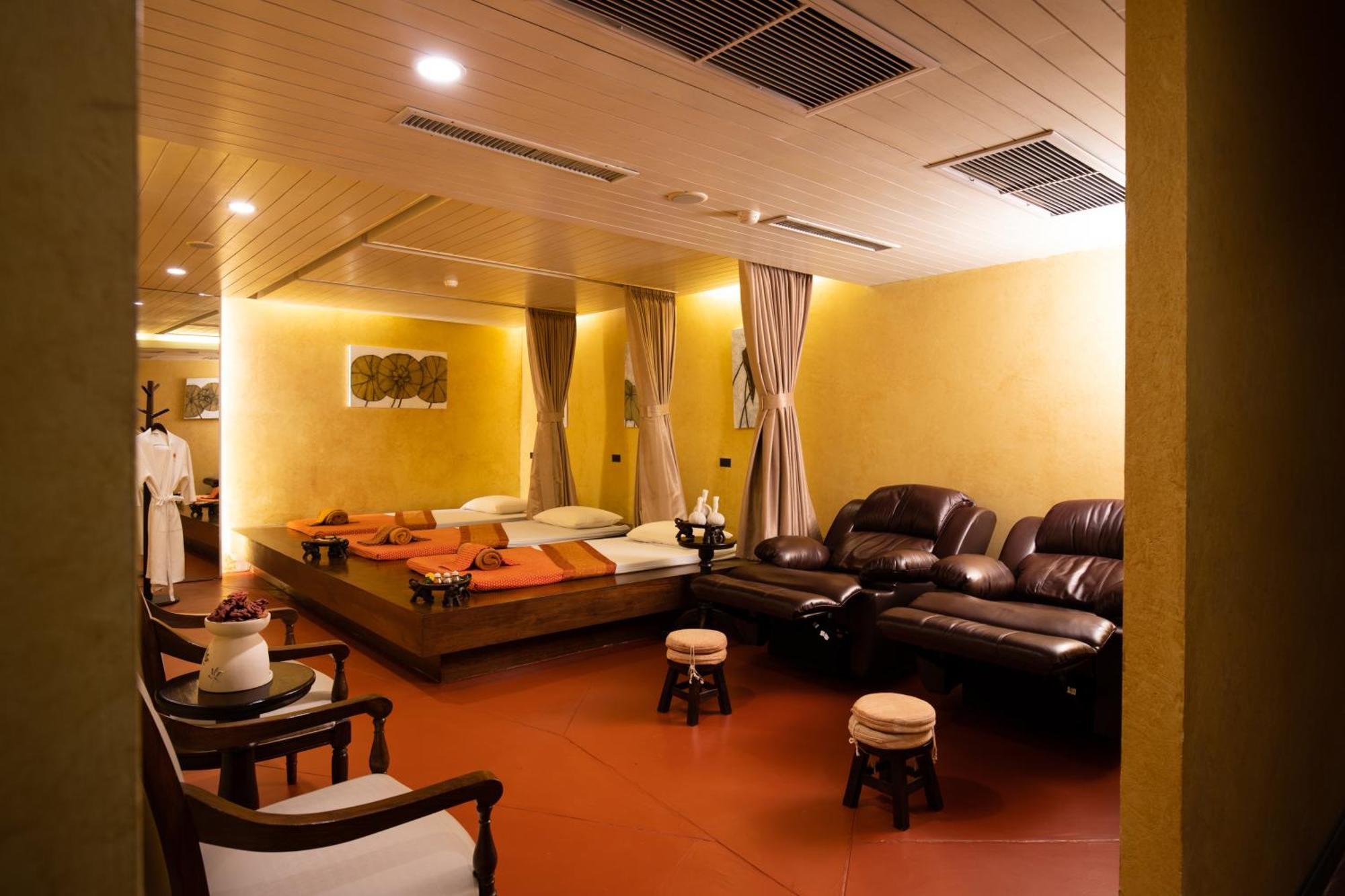 De Chai Colonial Hotel & Spa - Sha Plus Чиангмай Екстериор снимка