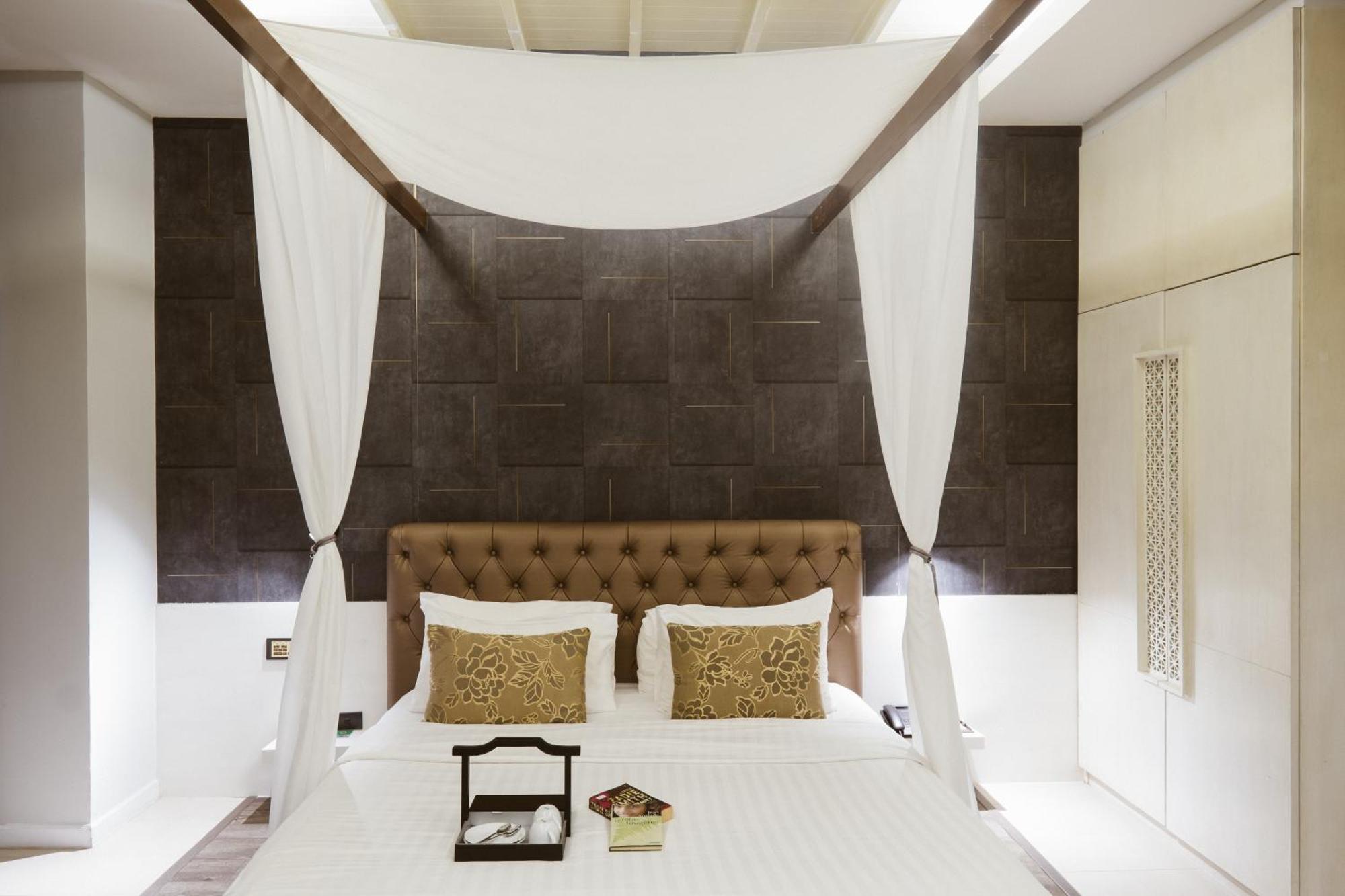 De Chai Colonial Hotel & Spa - Sha Plus Чиангмай Екстериор снимка